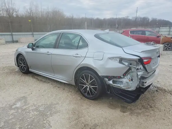 4T1G11AK6MU466298 2021 TOYOTA CAMRY - Image 2