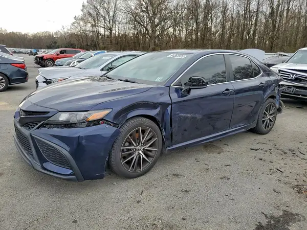 4T1G11AK6MU466575 2021 TOYOTA CAMRY - Image 1