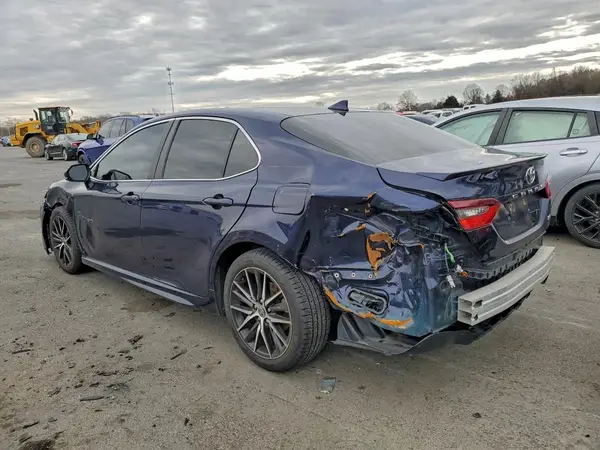 4T1G11AK6MU466575 2021 TOYOTA CAMRY - Image 2