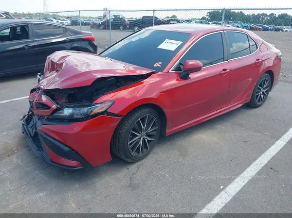 4T1G11AK6MU468441 2021 TOYOTA CAMRY - Image 2