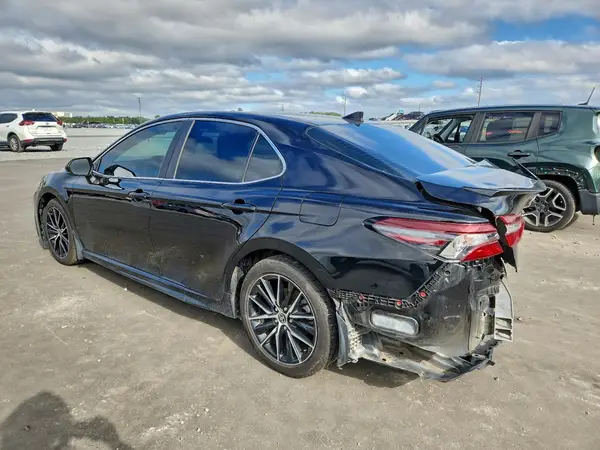 4T1G11AK6MU471307 2021 TOYOTA CAMRY - Image 2