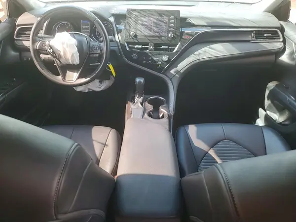 4T1G11AK6MU471615 2021 TOYOTA CAMRY - Image 8