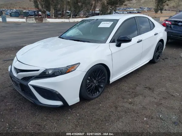 4T1G11AK6MU474191 2021 TOYOTA CAMRY - Image 2