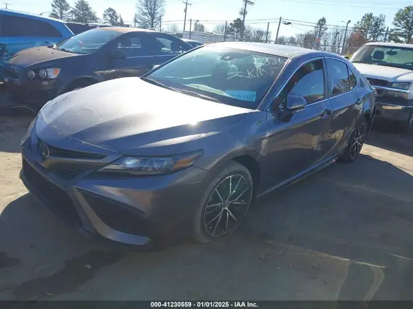 4T1G11AK6MU475826 2021 TOYOTA CAMRY - Image 2