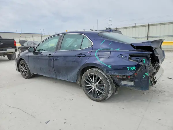 4T1G11AK6MU479441 2021 TOYOTA CAMRY - Image 2