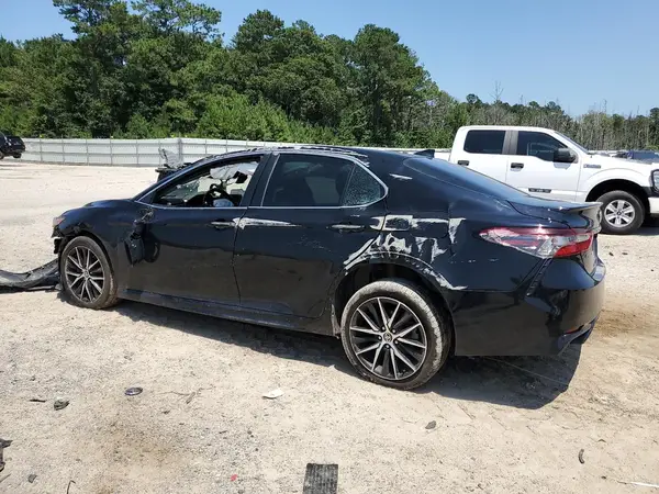 4T1G11AK6MU481044 2021 TOYOTA CAMRY - Image 2