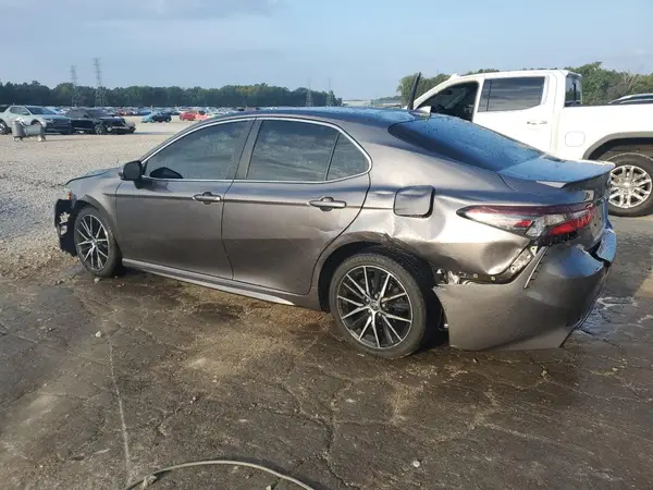 4T1G11AK6MU481657 2021 TOYOTA CAMRY - Image 2