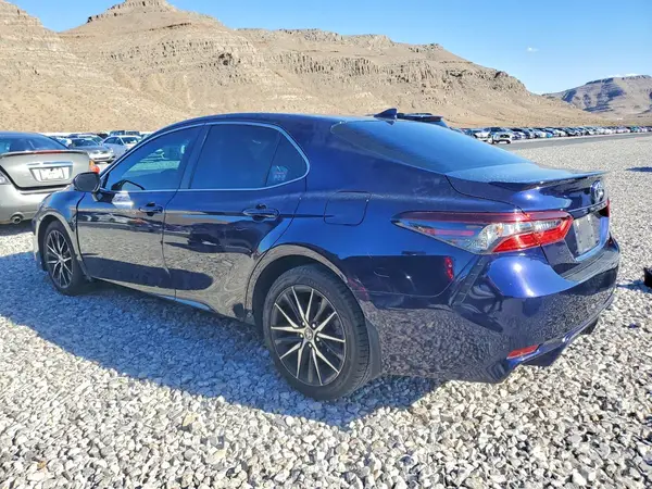 4T1G11AK6MU484171 2021 TOYOTA CAMRY - Image 2
