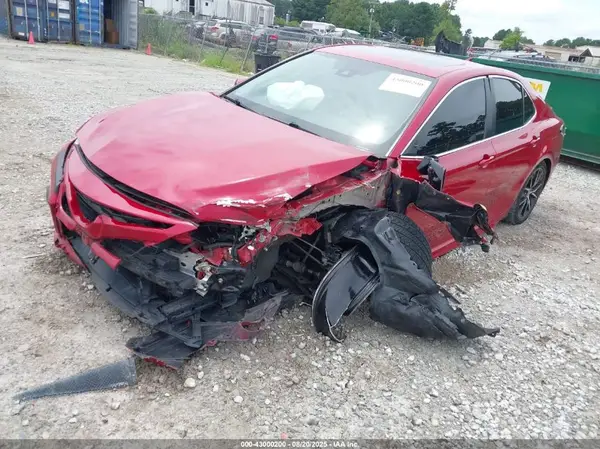 4T1G11AK6MU484381 2021 TOYOTA CAMRY - Image 2