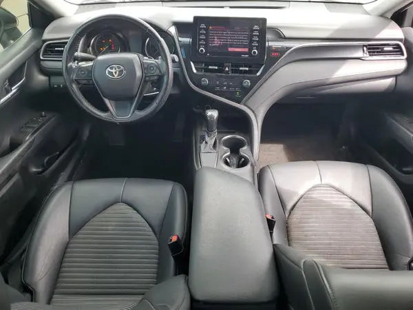 4T1G11AK6MU489645 2021 TOYOTA CAMRY - Image 8