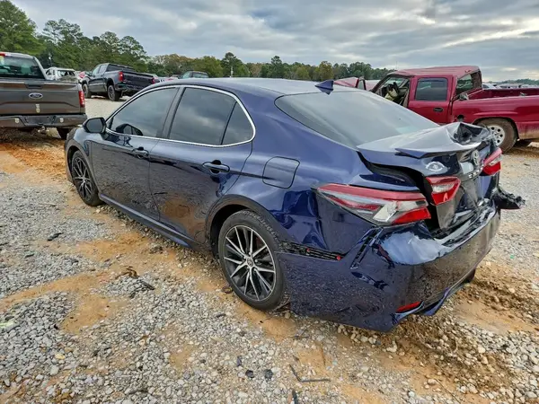 4T1G11AK6MU491475 2021 TOYOTA CAMRY - Image 2
