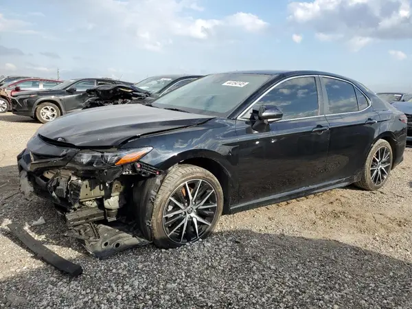4T1G11AK6MU497664 2021 TOYOTA CAMRY - Image 1