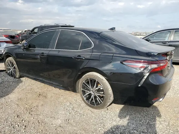 4T1G11AK6MU497664 2021 TOYOTA CAMRY - Image 2