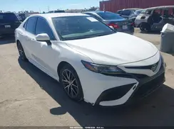 4T1G11AK6MU513135 2021 TOYOTA CAMRY