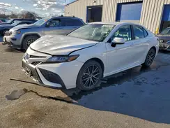 4T1G11AK6MU527827 2021 TOYOTA CAMRY