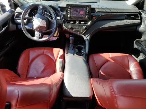 4T1G11AK6MU542635 2021 TOYOTA CAMRY - Image 8