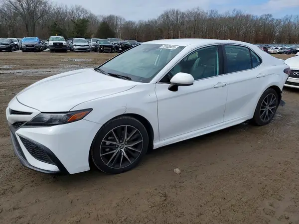4T1G11AK6MU551271 2021 TOYOTA CAMRY - Image 1