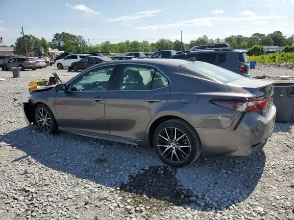 4T1G11AK6MU560083 2021 TOYOTA CAMRY - Image 2