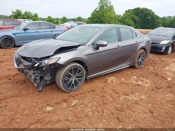 4T1G11AK6MU564473 2021 TOYOTA CAMRY - Image 2
