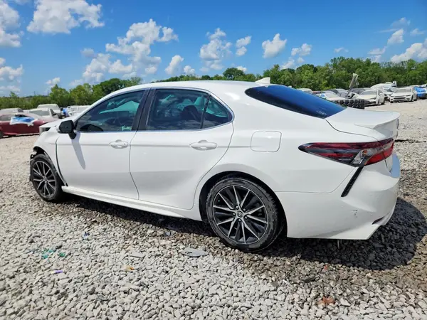 4T1G11AK6MU576493 2021 TOYOTA CAMRY - Image 2
