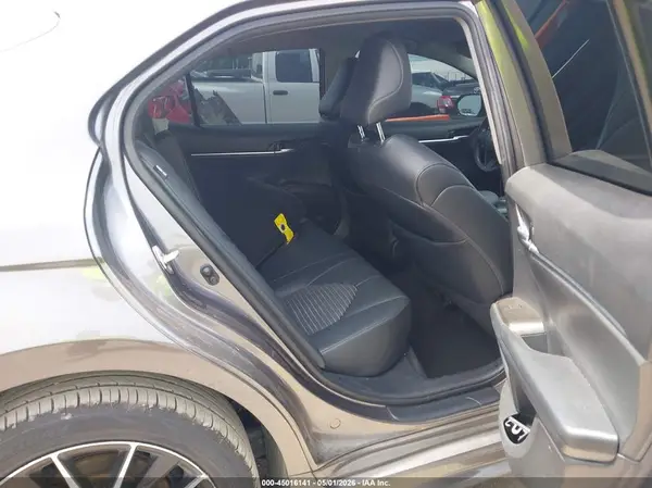 4T1G11AK6MU582178 2021 TOYOTA CAMRY - Image 8
