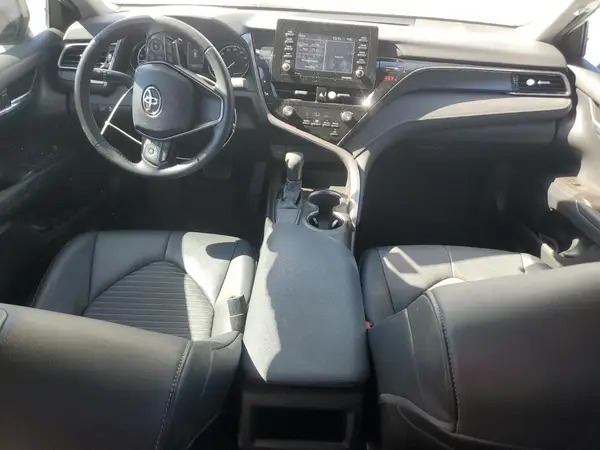 4T1G11AK6MU582889 2021 TOYOTA CAMRY - Image 8