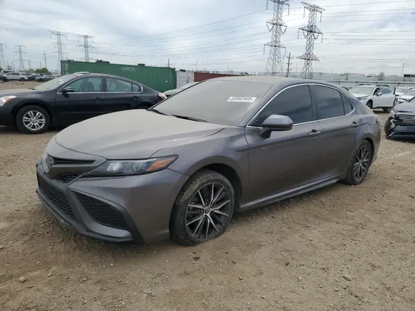 4T1G11AK6MU588501 2021 TOYOTA CAMRY - Image 1