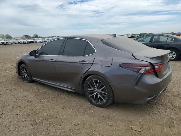 4T1G11AK6MU588501 2021 TOYOTA CAMRY - Image 2