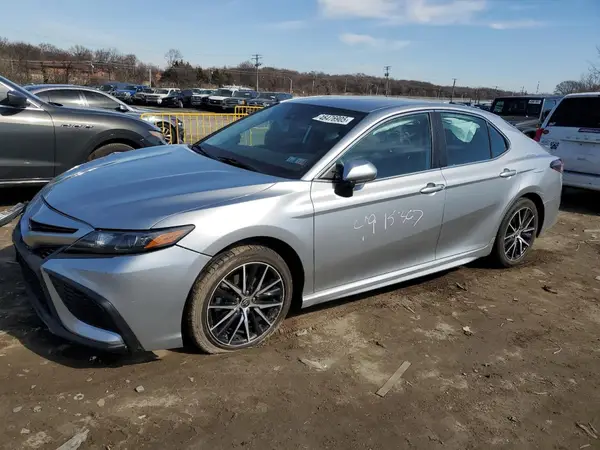 4T1G11AK6MU589440 2021 TOYOTA CAMRY - Image 1