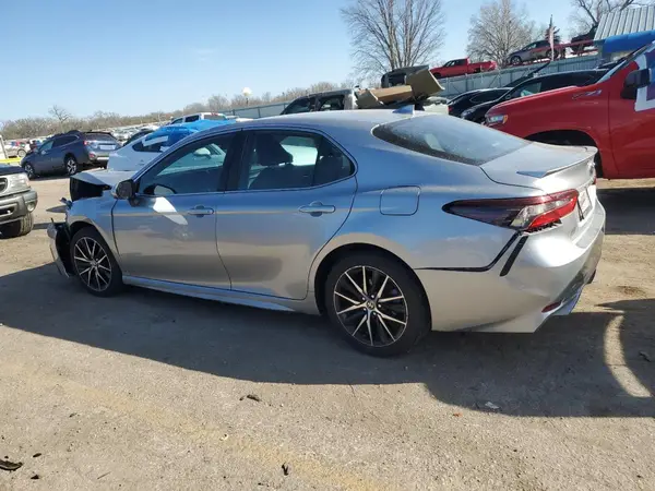 4T1G11AK6MU596016 2021 TOYOTA CAMRY - Image 2