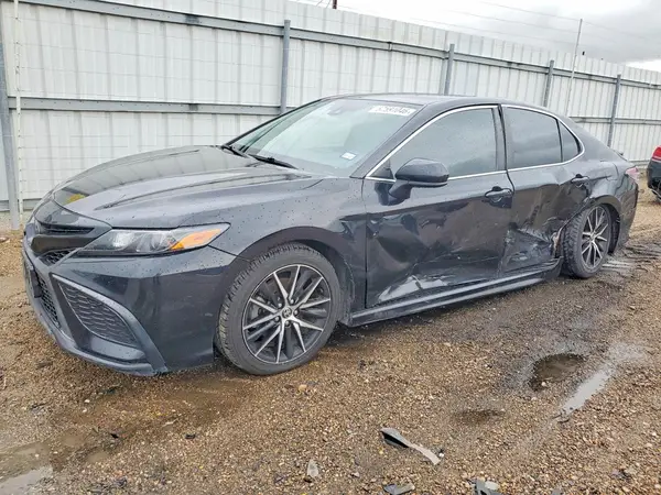 4T1G11AK6MU598588 2021 TOYOTA CAMRY - Image 1