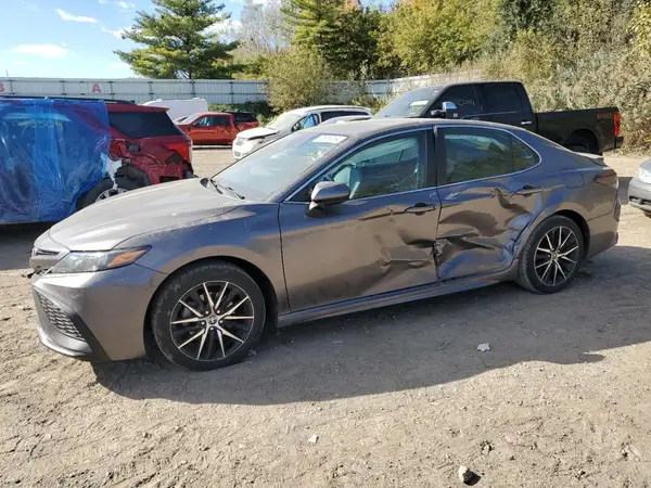 4T1G11AK6MU599725 2021 TOYOTA CAMRY - Image 1