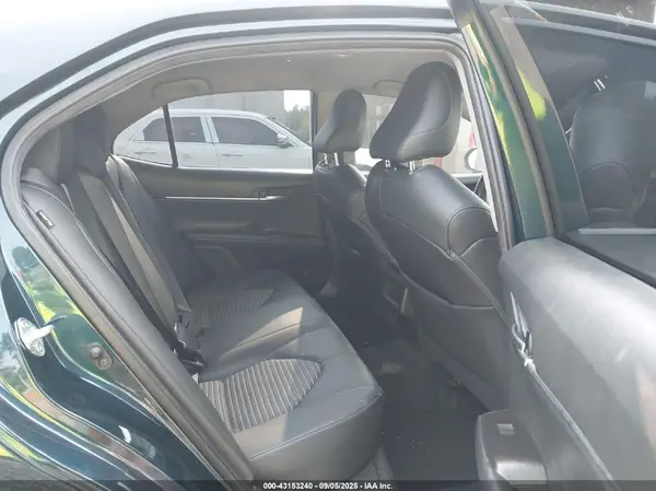 4T1G11AK6MU600226 2021 TOYOTA CAMRY - Image 8