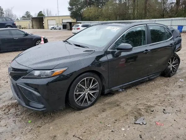 4T1G11AK6MU609203 2021 TOYOTA CAMRY - Image 1