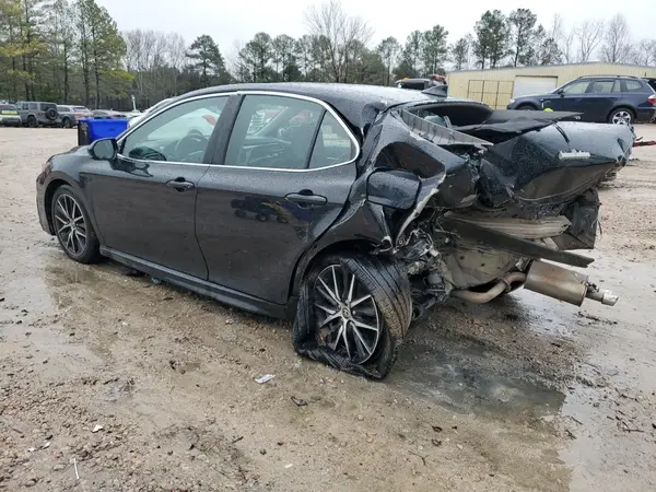 4T1G11AK6MU609203 2021 TOYOTA CAMRY - Image 2