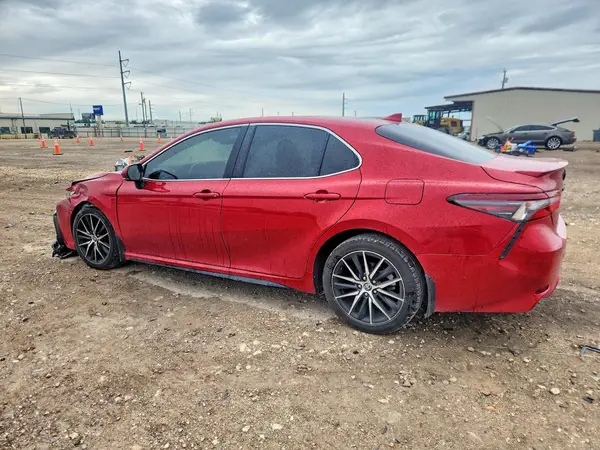 4T1G11AK6NU002865 2022 TOYOTA CAMRY - Image 2