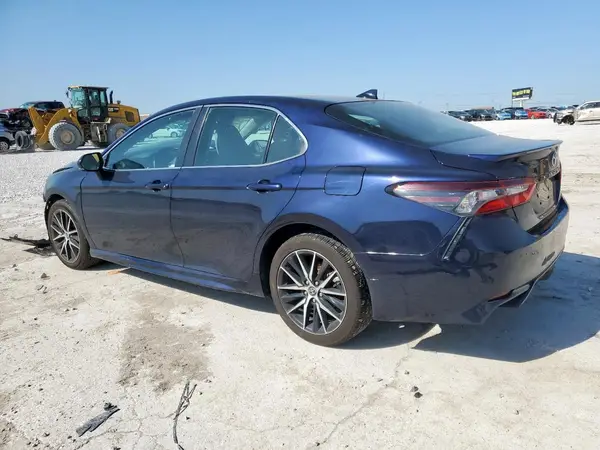 4T1G11AK6NU014045 2022 TOYOTA CAMRY - Image 2