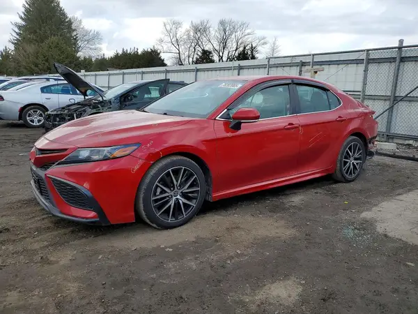 4T1G11AK6NU033064 2022 TOYOTA CAMRY - Image 1