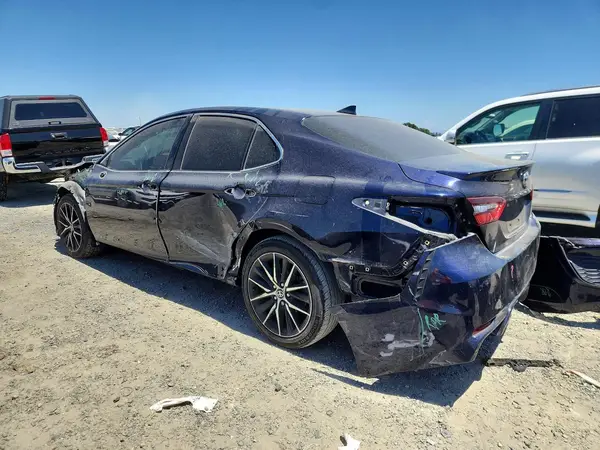 4T1G11AK6NU041892 2022 TOYOTA CAMRY - Image 2