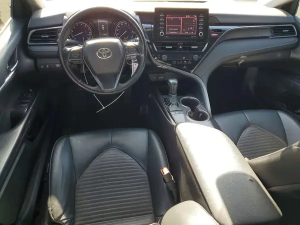 4T1G11AK6NU042010 2022 TOYOTA CAMRY - Image 8