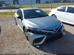 4T1G11AK6NU045618 2022 TOYOTA CAMRY