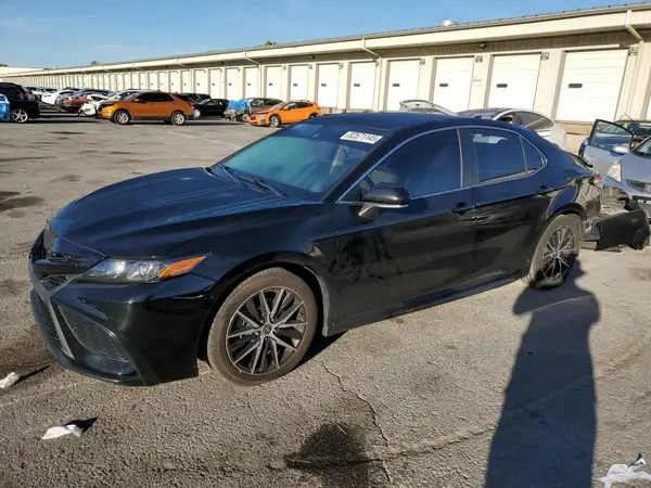 4T1G11AK6NU046025 2022 TOYOTA CAMRY - Image 1