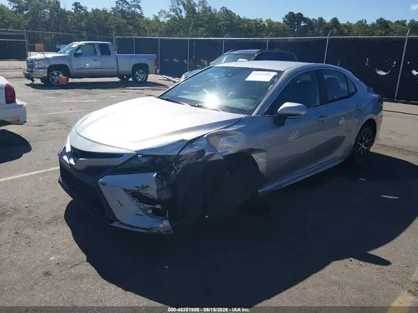 4T1G11AK6NU055534 2022 TOYOTA CAMRY - Image 2