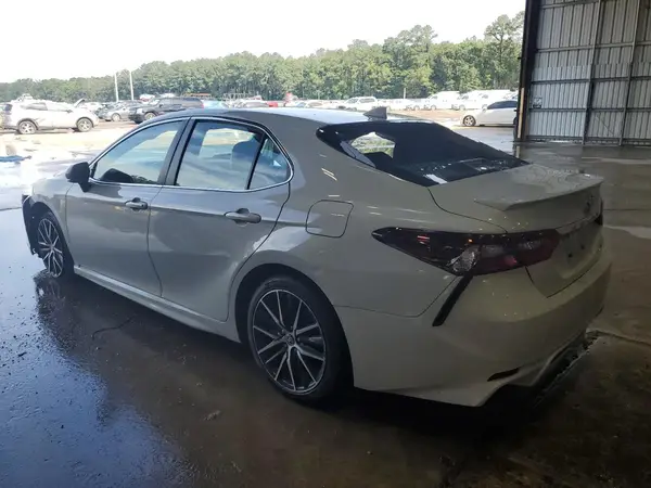 4T1G11AK6NU068509 2022 TOYOTA CAMRY - Image 2