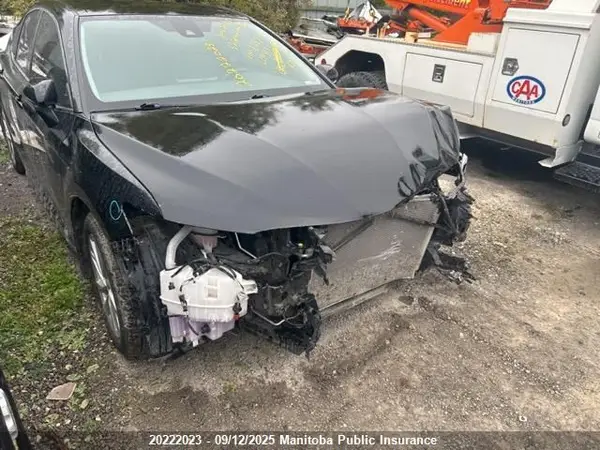 4T1G11AK6NU628772 2022 TOYOTA CAMRY - Image 1