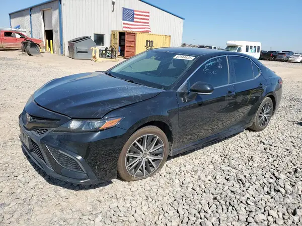 4T1G11AK6NU645510 2022 TOYOTA CAMRY - Image 1