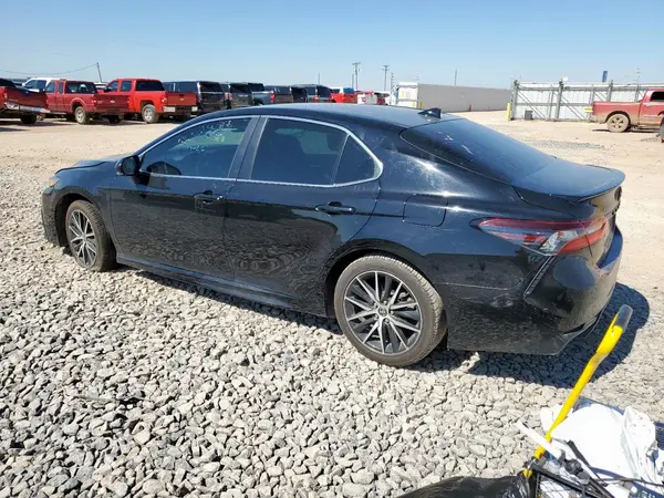4T1G11AK6NU645510 2022 TOYOTA CAMRY - Image 2
