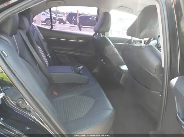 4T1G11AK6NU646396 2022 TOYOTA CAMRY - Image 8