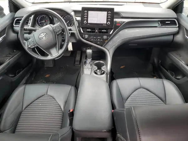 4T1G11AK6NU652084 2022 TOYOTA CAMRY - Image 8