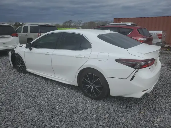 4T1G11AK6NU653106 2022 TOYOTA CAMRY - Image 2
